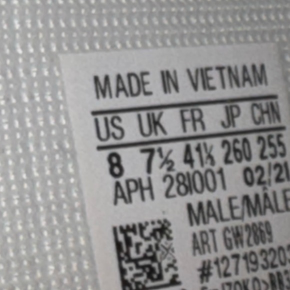 Yeezy Boost 350 V2 Mono Ice - Picture 4 of 5